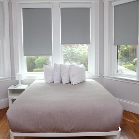 A Stylish Stay W/ A Queen Bed, Heated Floors.. #18 Бруклін Екстер'єр фото